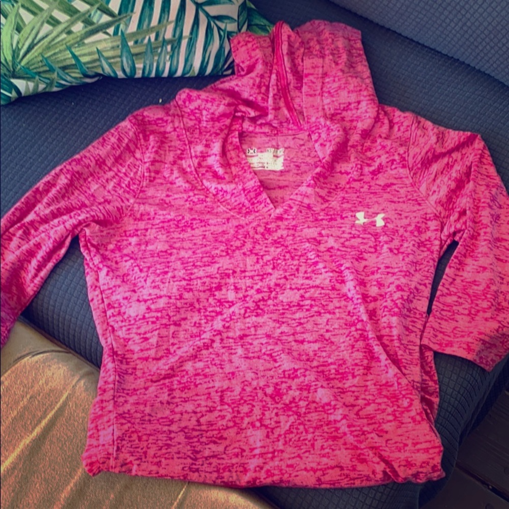 UA lightweight top